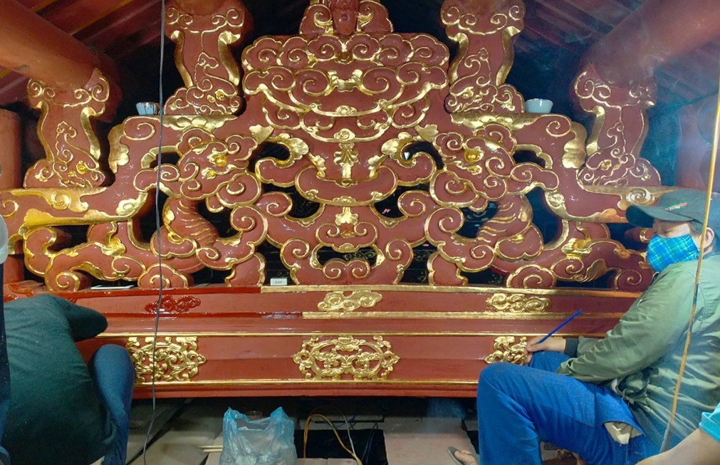 Loại gỗ sử dụng thếp vàng sơn son thếp vàng